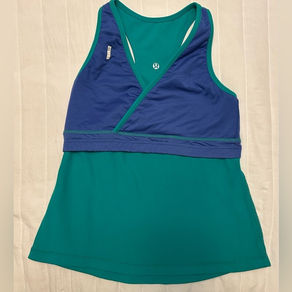 Lululemon faux wrap racerback green tank Size 0 - Picture 12 of 12
